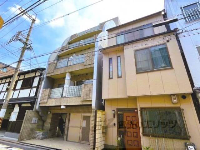 リバティ大和大路外観写真3