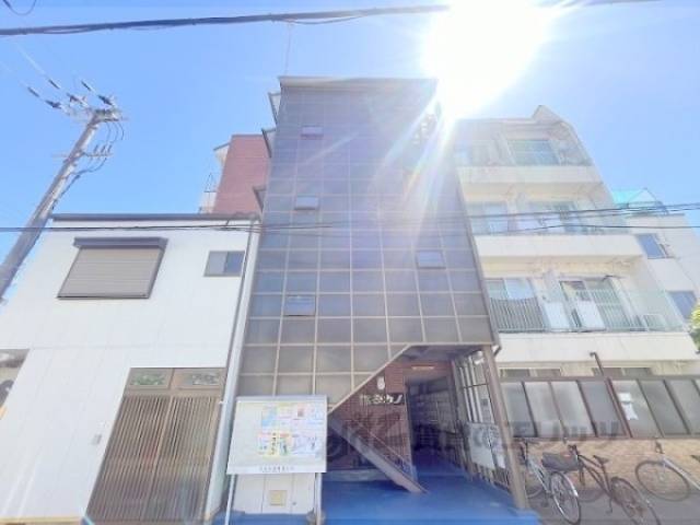 ロイヤルコーポタカノ外観写真2