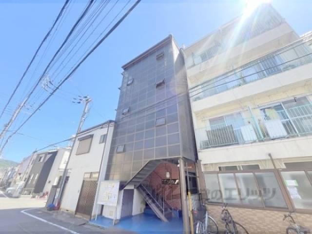 ロイヤルコーポタカノ外観写真3