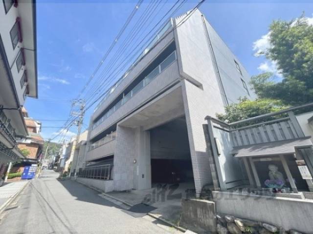 第８パールハイツ安井外観写真2