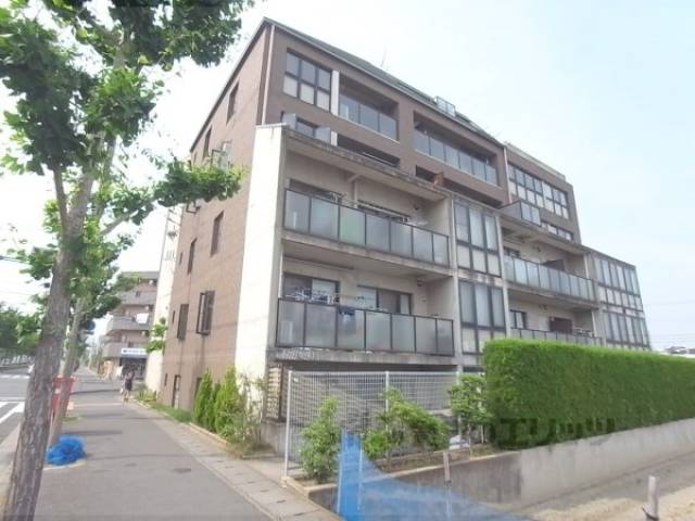 ラビリント川島外観写真2