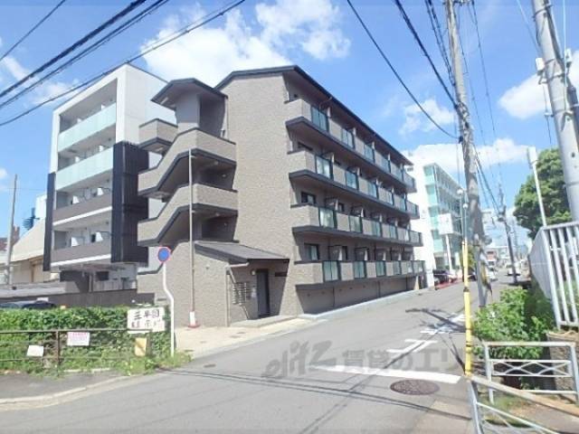 エステーラ外観写真1