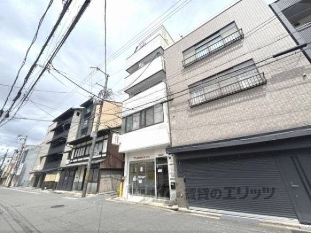 ○△□ビル外観写真2