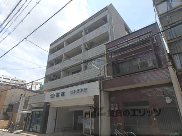 第１パールハイツ上杉外観写真2