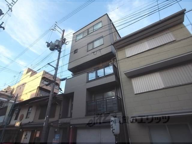 アンリービル外観写真1