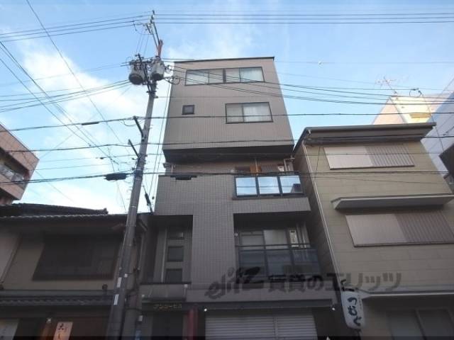 アンリービル外観写真2