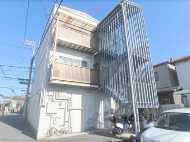 ドエル四条外観写真1