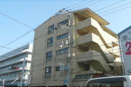 サン・フローネ川宗外観写真