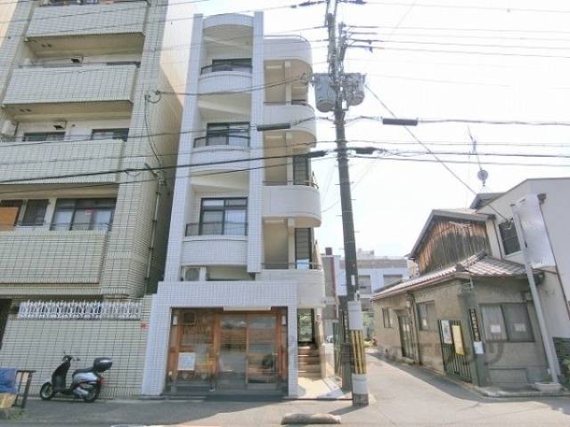 八星ハイツ外観写真1