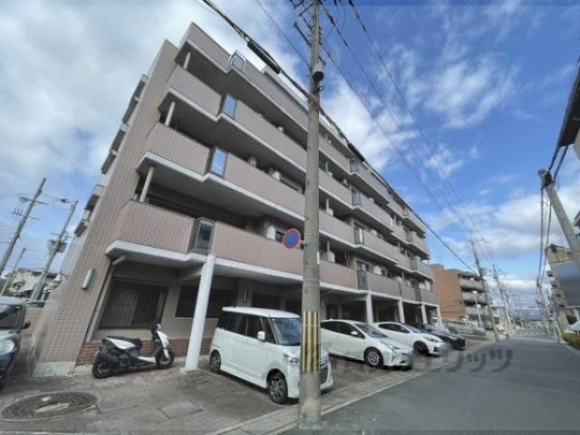 セント・ルークルス外観写真1