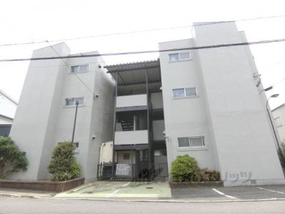 ロイヤルマンション外観写真1