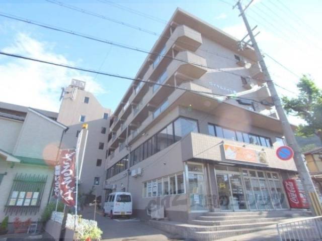 ロイヤルハイツ秀外観写真1