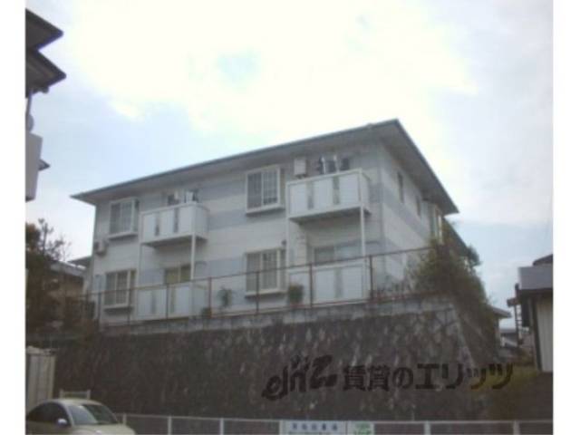 ヴィラ比叡外観写真1