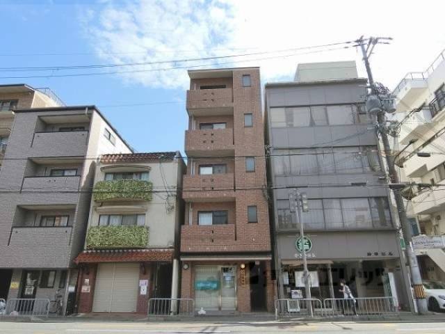 グランコスモ御所東外観写真2