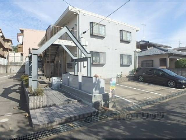 ボーマノワ外観写真1