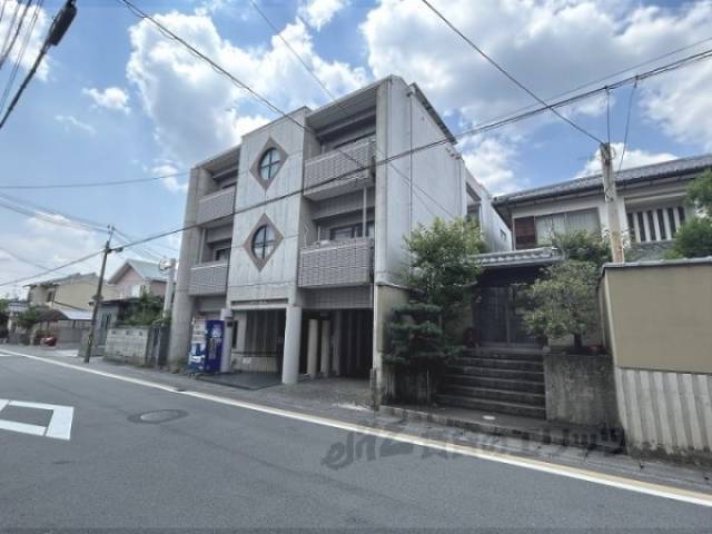 ウエストヴィラ外観写真3