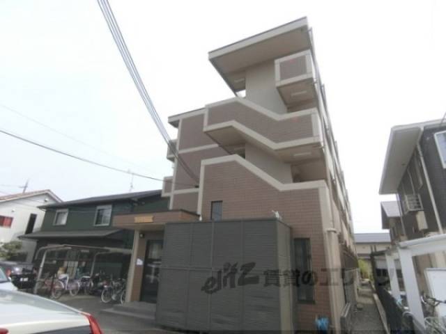 アンプリュネール外観写真1