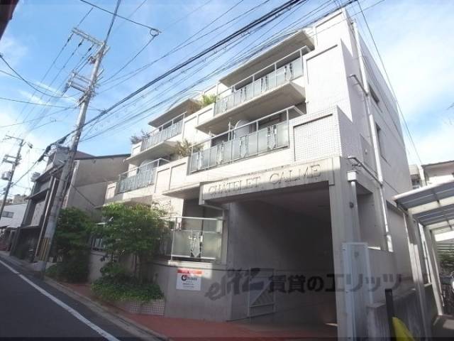 シャトレ・カルム外観写真1