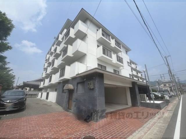 ハイツ山科外観写真3