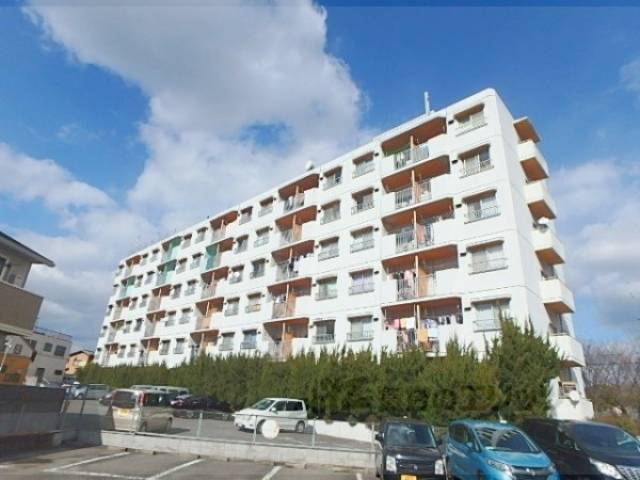 プルーリオン勧修寺外観写真1