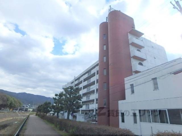 プルーリオン勧修寺外観写真2