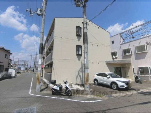 レフィナード外観写真3
