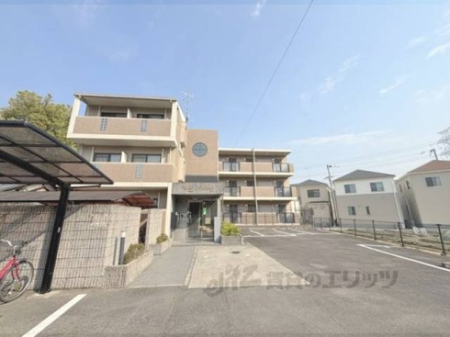 Ｗｅｓｔ　Ｐａｌａｃｅ外観写真1