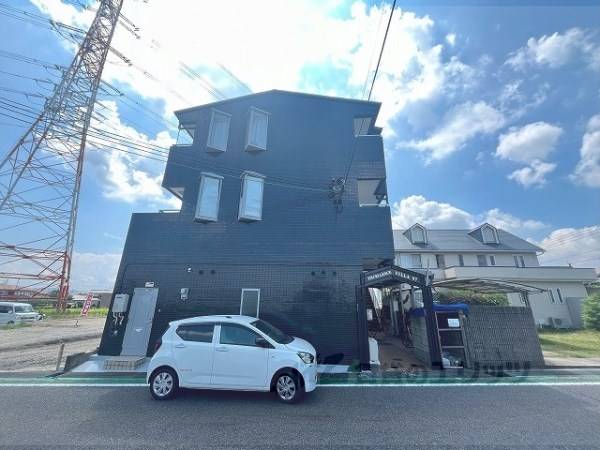011083の外観写真