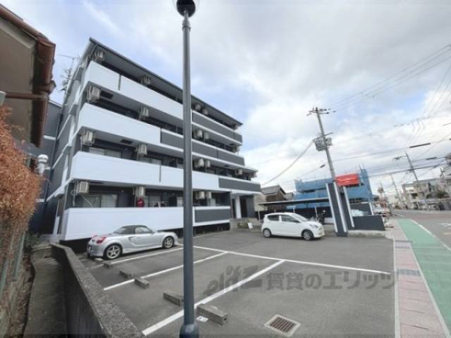 ハコス京田辺外観写真1