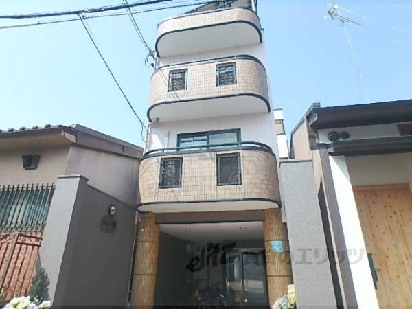 011184の外観写真