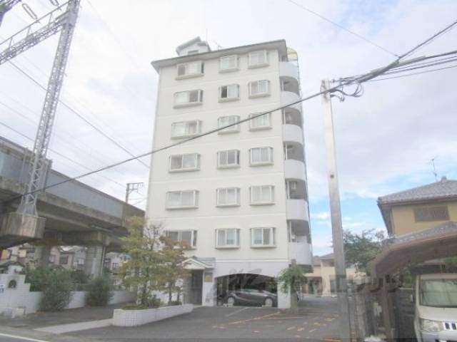 シャトーエスポワール外観写真1