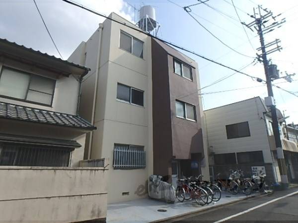 011305の外観写真