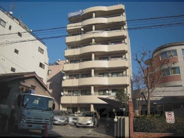 パラドール御所外観写真1