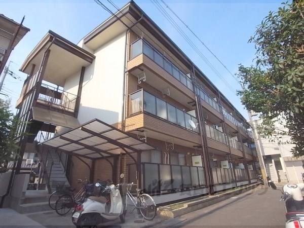 011520の外観写真