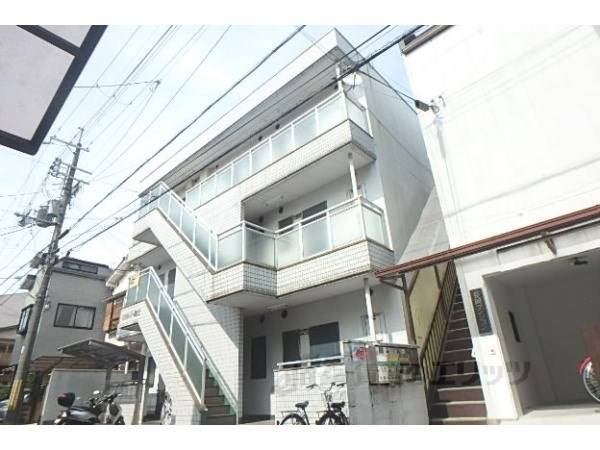 011530の外観写真