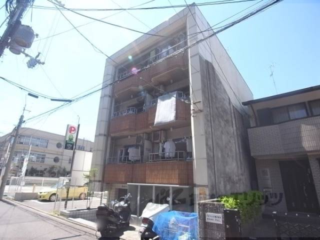 シャトー・マキ外観写真3