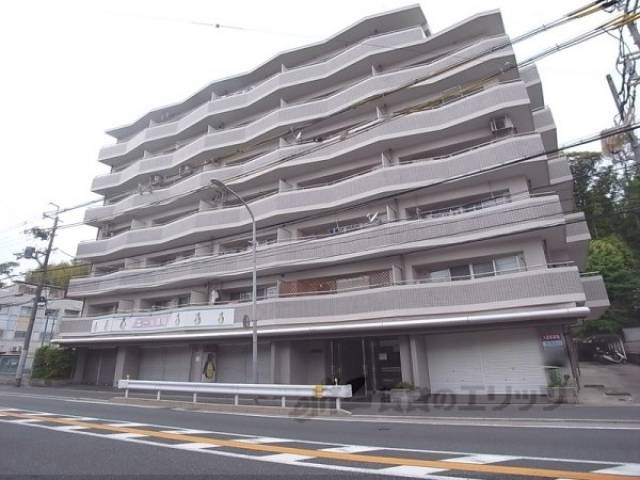 ウェルネス桃山外観写真1