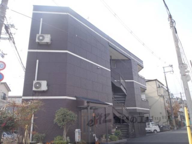 ラピス長岡外観写真3