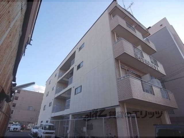 ロイヤルハイツ３外観写真2