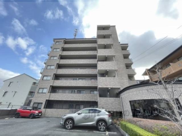 デルニエ向日町外観写真1