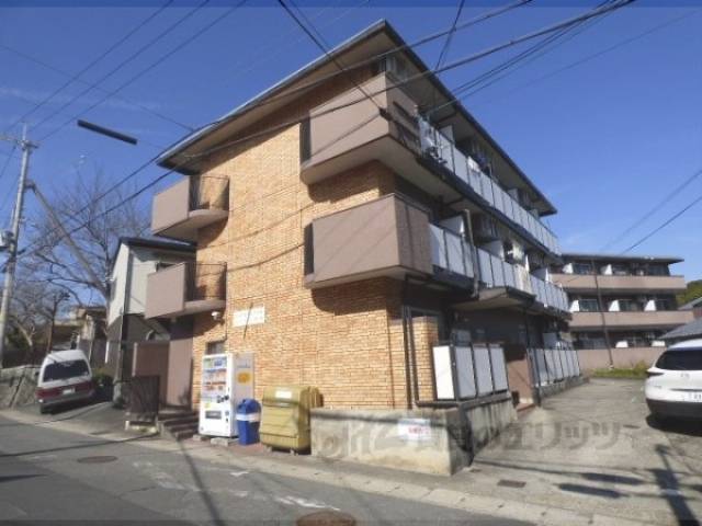 ロイヤルパレス大枝外観写真3