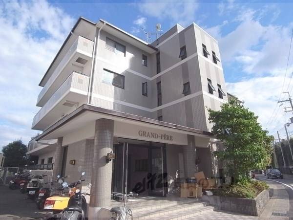 011933の外観写真