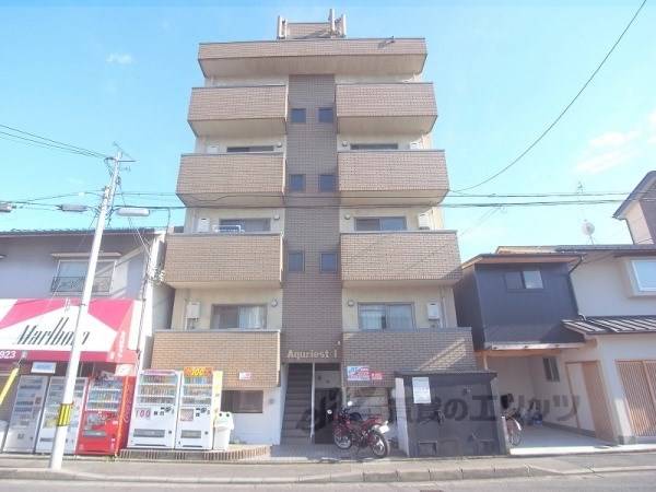 011937の外観写真