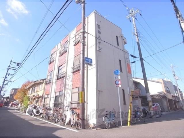 生駒ハイツ外観写真1