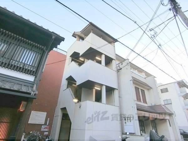 011992の外観写真