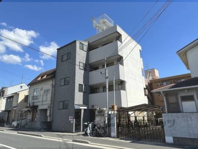 ロイヤルメゾン向日町外観写真2