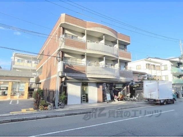 カザフォルテ外観写真3