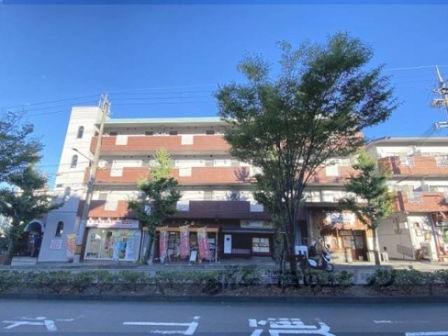 ロイヤルコーポ紫野１外観写真3