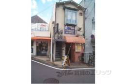 立命館大学東門前店舗外観写真