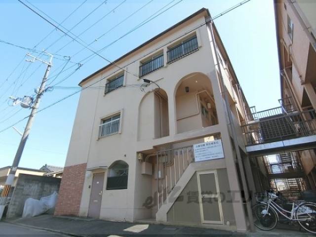 日生ハイツＢ棟外観写真1